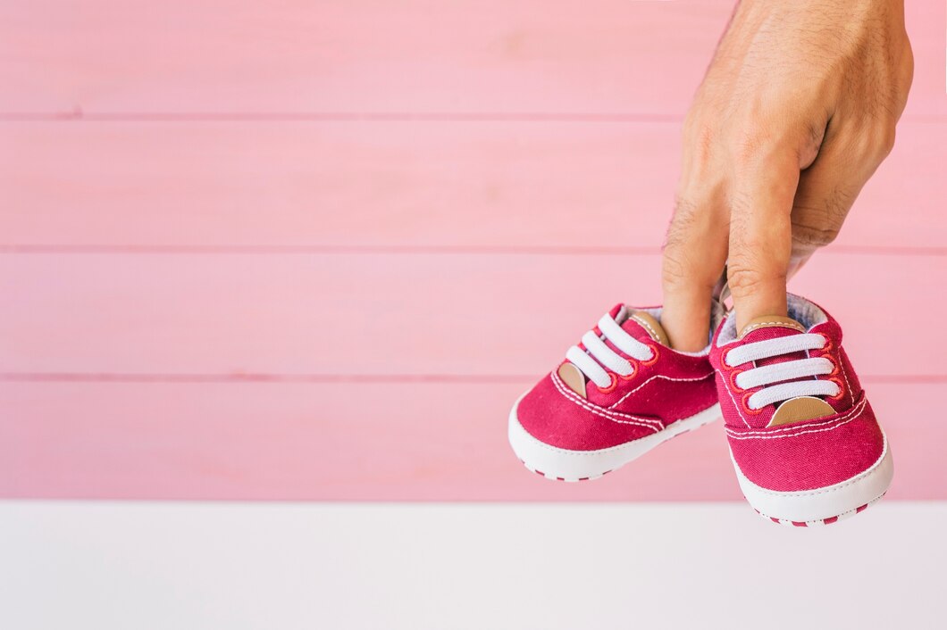 Buty dla małych dziewczynek – jakie wybrać?