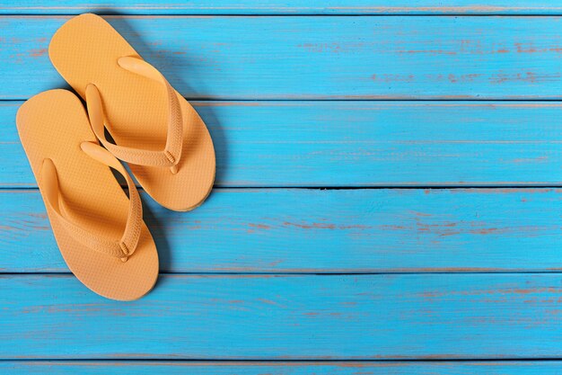Jak dobrze dobrać letnie obuwie? Praktyczne porady dla miłośniczek komfortu i stylu