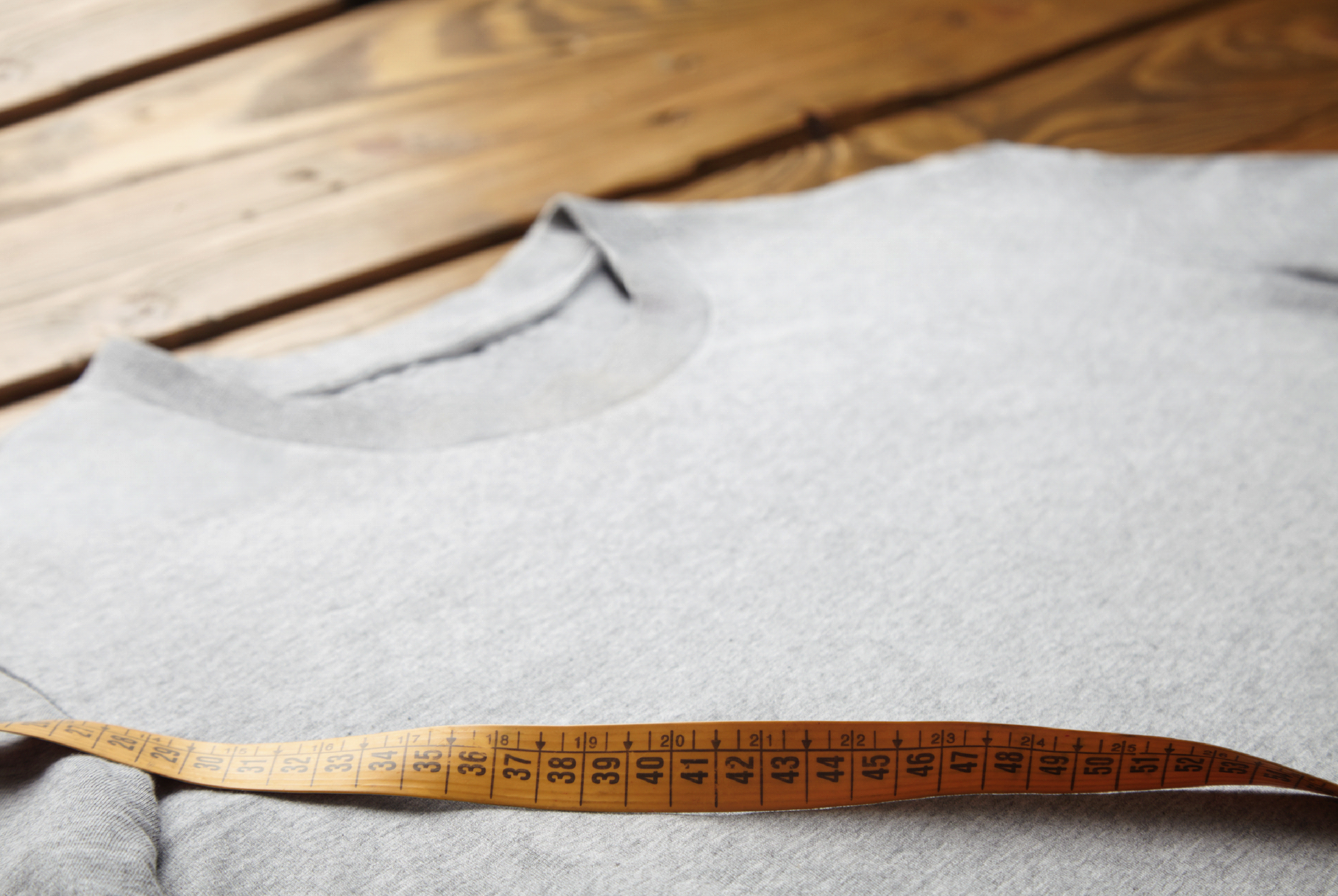 Jak dobrać rozmiar bluzy męskiej?